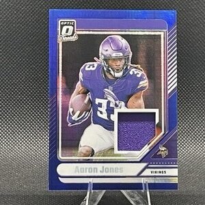 2024 Panini Donruss Optic Threads AARON JONES (DTB-AJS)