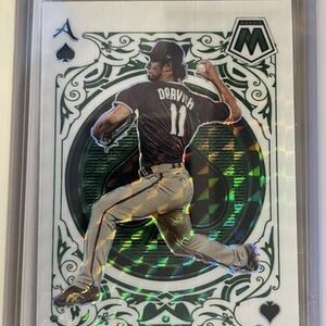 Yu Darvish Aces Insert A-14 2022 Panini Mosaic Green Prizm Parallel Padres