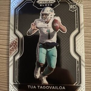2020 Panini Chronicles Tua Tagovailoa Prizm Black Silver PB-2 Dolphins Rookie RC