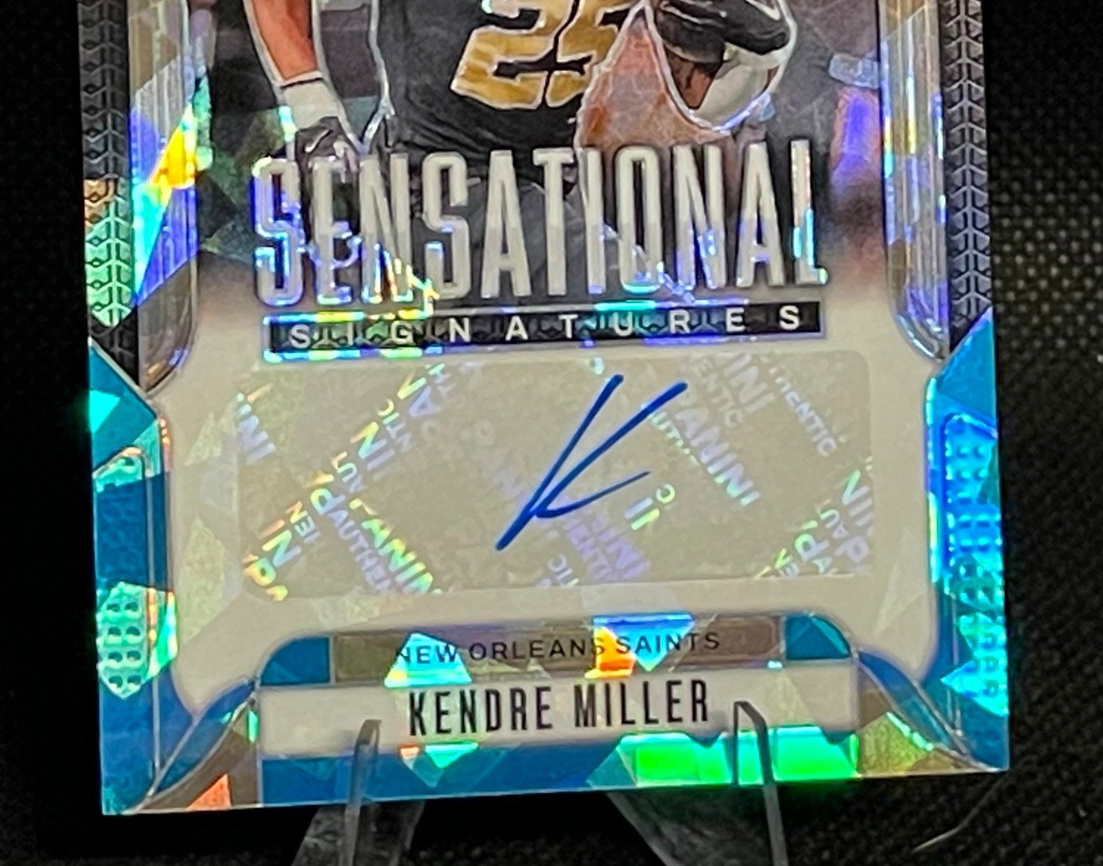 2024 Panini Prizm Sensational Signatures Blue Ice /99 Kendre Miller #SS-KMR Auto - Image 3